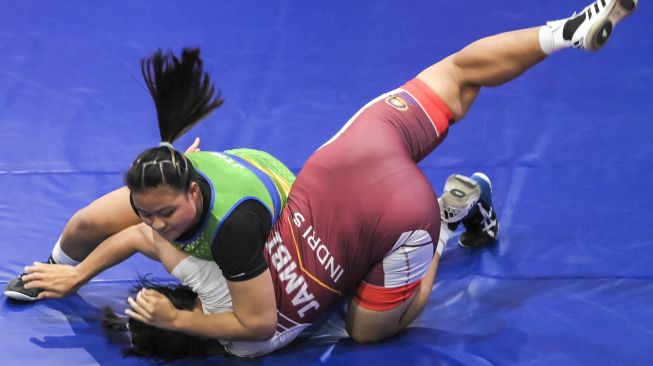 PON Papua: Pegulat Jatim Varadisa Hanya Butuh 30 Detik Untuk Menangi Laga Final 76kg