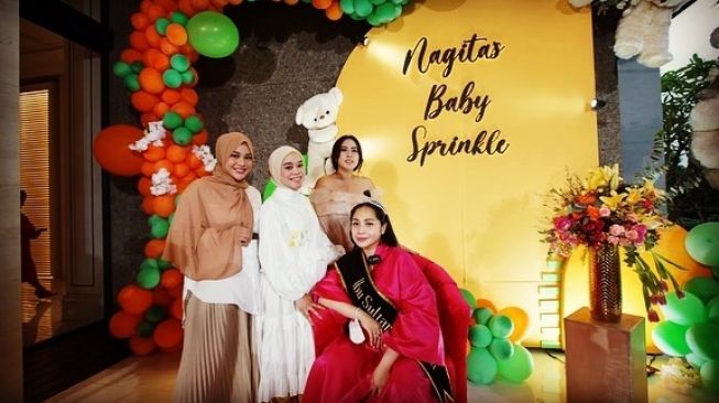 8 Potret Baby Sprinkle Nagita Slavina: The Bumils Ikutan Seru-seruan