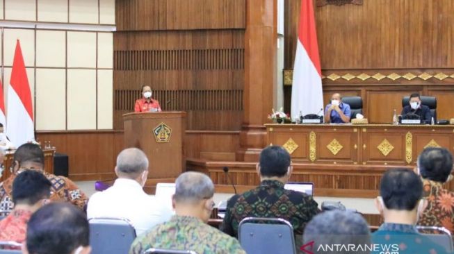 Gubernur Bali Wayan Koster Sebut Kesbangpol di Daerah Tak Fungsional Dan Membebani