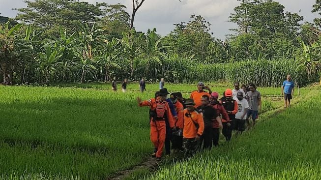 Bocah yang Tenggelam di Aliran Sungai Opak Ditemukan dalam Kondisi Meninggal Dunia