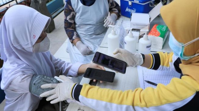 Dinkes Tangerang Klaim Vaksinasi Dosis Pertama Sudah 85,2 Persen