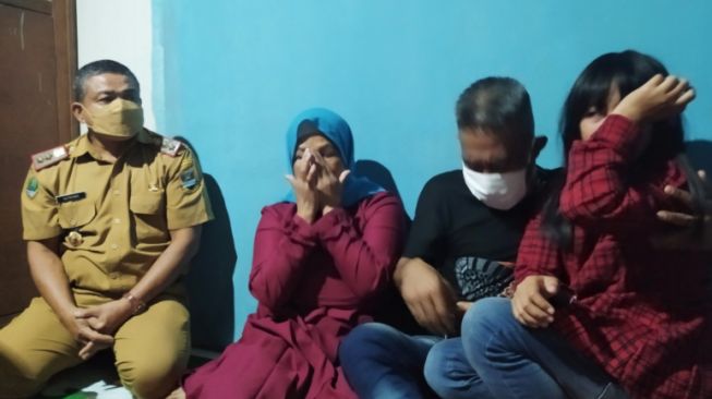 Buruh Migran yang Viral karena Terkatung-katung di Malaysia Akhirnya Pulang ke Bandung