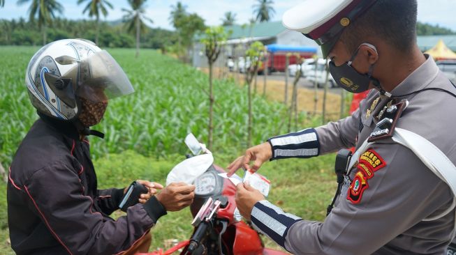 Razia Kartu Vaksin Covid-19 di Gorontalo