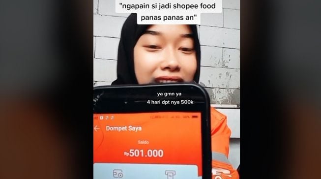 Gadis bungkam nyinyiran orang dengan penghasilan sebagai driver (tiktok)