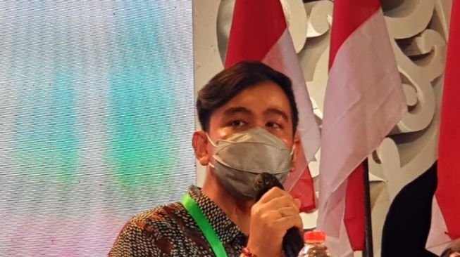 Gibran Minta Warga yang Terjerat Pinjol Segera Melapor