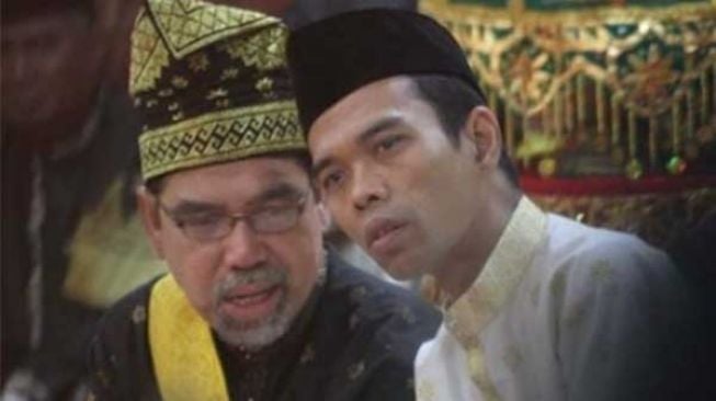 Ketua MKA LAM Riau Datuk Al Azhar Meninggal, UAS: di Surga Kita Bersua