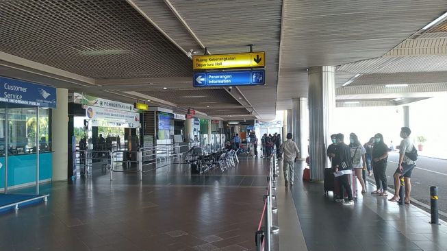 Belum Ada Turis, Bandara Hang Nadim Batam Masih Didominasi Penumpang Domestik