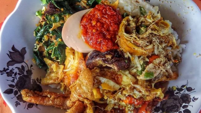 Nasi Campur Bali Men Weti Sanur