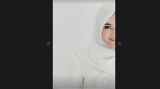 Momen pengajian Syifa calon istri Ridho DA. [Instagram/altoportraiture]