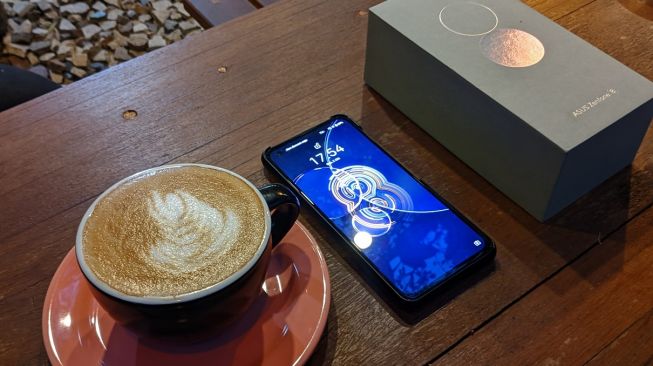 Review Asus Zenfone 8: Spek Tinggi di Balik Bodi Mini