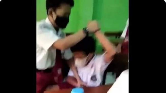 Viral Video Bocah SD di Jepara Di-bully, Disdikpora Bantah Aksi Perundungan