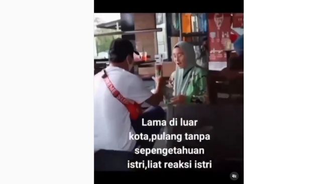 Suami Istri ini Bertemu Pertama Kalinya Setelah Berpisah Lama (TikTok)