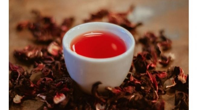 Apa Benar Minum Teh Bisa Mengurangi Berat Badan?