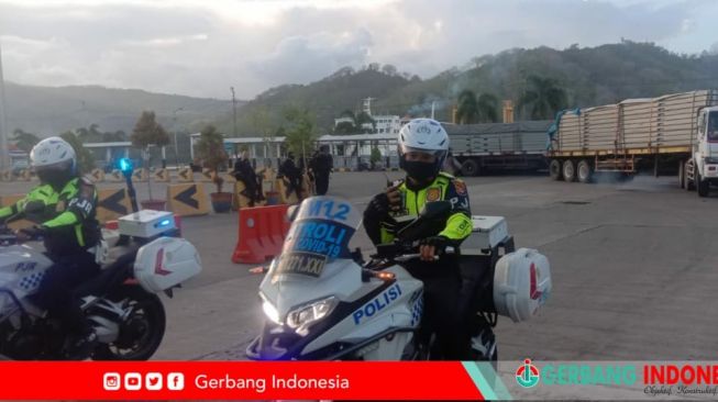 Logisik WSBK Berdatangan, Polres Lobar Standby di Pelabuhan