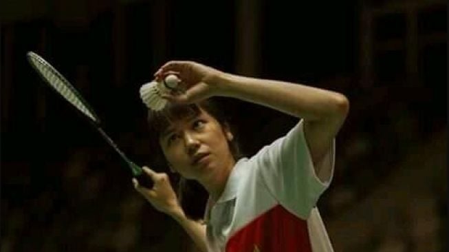 Artis hobi main bulu tangkis. [Facebook/Badminton News Flash]