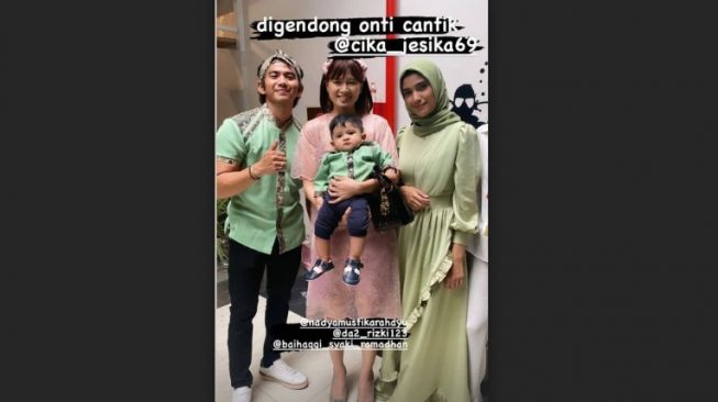 Gaya Nadya Mustika di Nikahan Ridho DA. [Instagram]