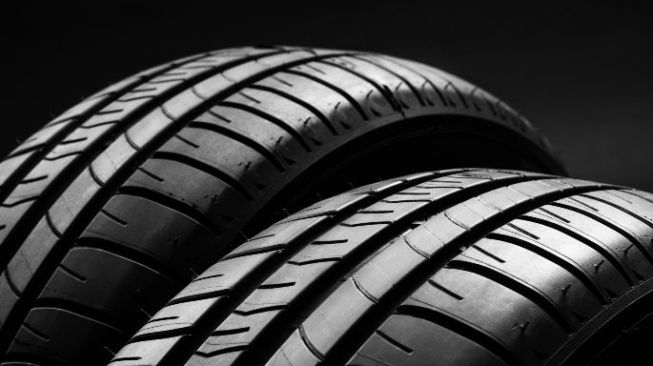 Cara Memilih Ban Mobil Terbaik dan Kapan Perlu Diganti