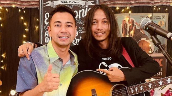 Diundang di Acara Ultah Pernikahan Raffi Nagita, Fiersa Besari Terkesan