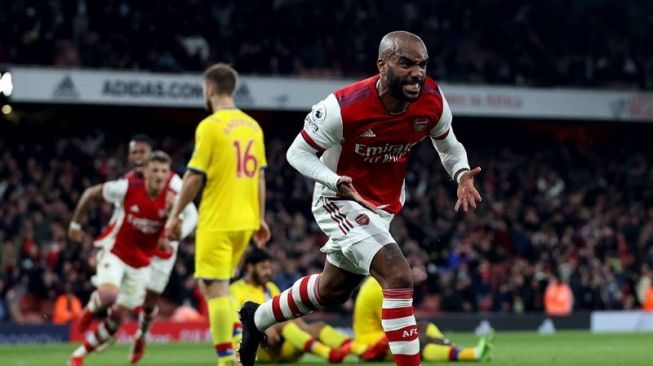 Arsenal vs Crystal Palace: Gol Telat Lacazette Selamatkan The Gunners dari Kekalahan