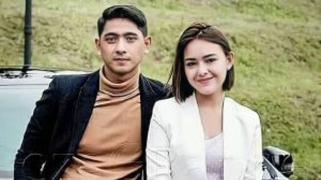 Kompak Pamer Cincin sama Arya Saloka, Netizen Malah Salfok Amanda Manopo