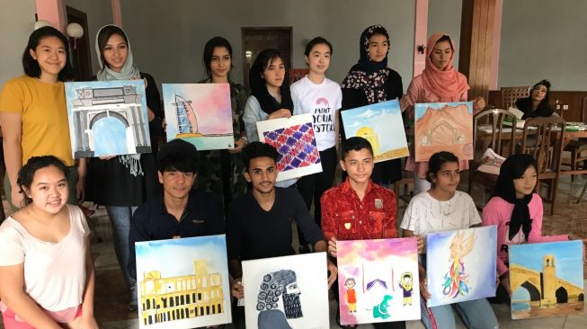 Cerita Bianca Sada, Tuangkan Kisah Anak di Pengungsian Lewat Buku Ilustrasi