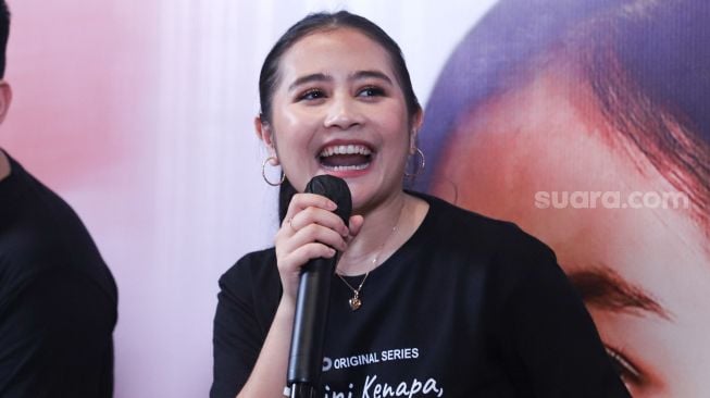 Prilly Latuconsina Rupanya Tak Mengerti Ada Kontroversi Wasit di Sepakbola Indonesia