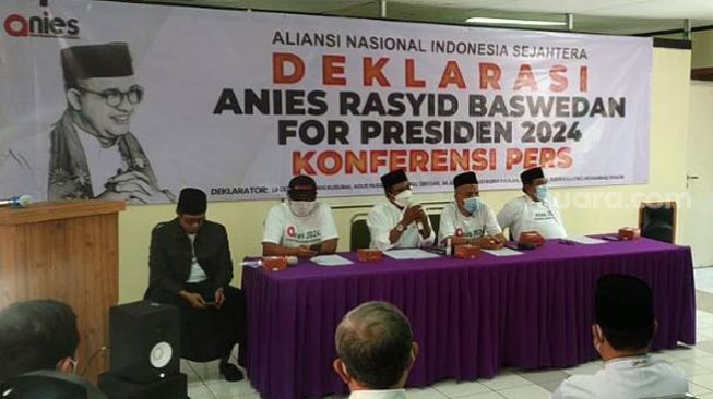 Aliansi Nasional Indonesia Sejahtera (ANIES) menggelar acara Deklarasi Anies Rasyid Baswedan for Presiden 2024 di gedung Joeang 45 Menteng, Jakarta Pusat, Rabu (20/10/2021). [Suara.com/Fakhri Fuadi Muflih]
