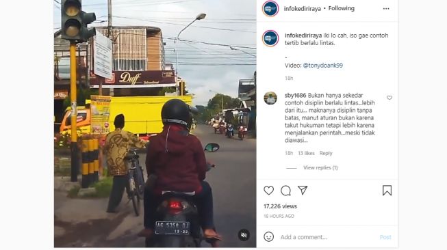 Viral Kakek Bersepeda Taat Lampu Merah Bikin Warganet Kagum, Pemotor Malah Nerobos