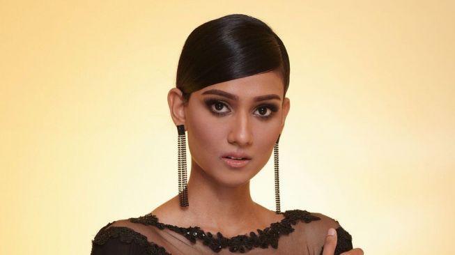 6 Potret Lavanya Sivaji, Miss World Malaysia yang Dihujat karena Batik