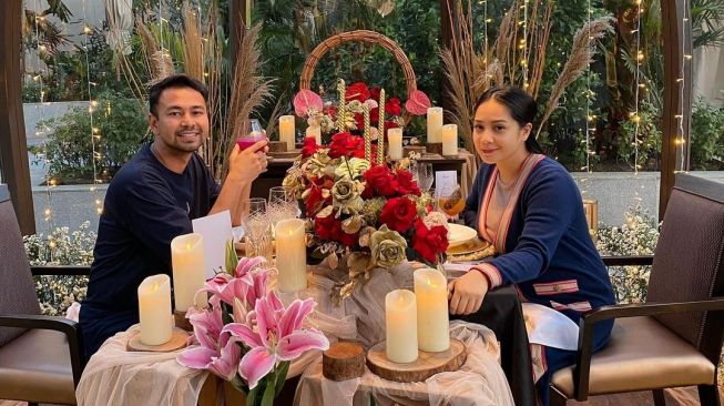 Potret kado Nagita Slavina dari Raffi Ahmad. (Instagram/raffinagita1717)