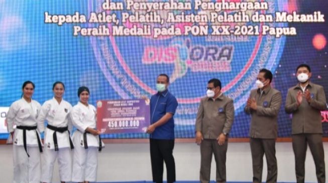 Atlet Sulsel Peraih Emas PON Papua Dapat Bonus Rp200 Juta dari Pemprov Sulsel