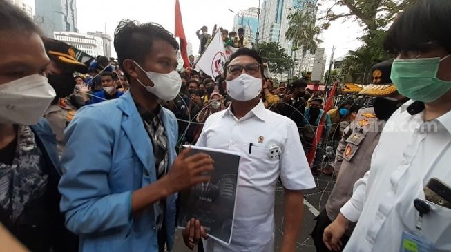 Moeldoko ke Massa BEM SI: Pemerintah Sangat Terbuka Berdialog Dengan Siapapun