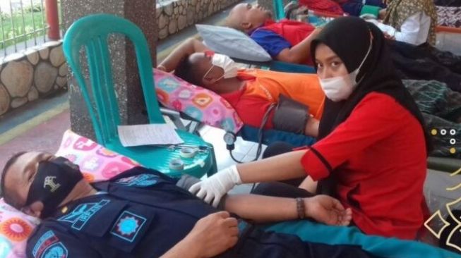 Semarakkan HDKD, Lapas Selong Kanwil Kemenkumham NTB, Gelar Donor Darah