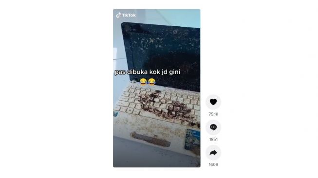 Kondisi laptop ditinggal rantau. [TikTok]