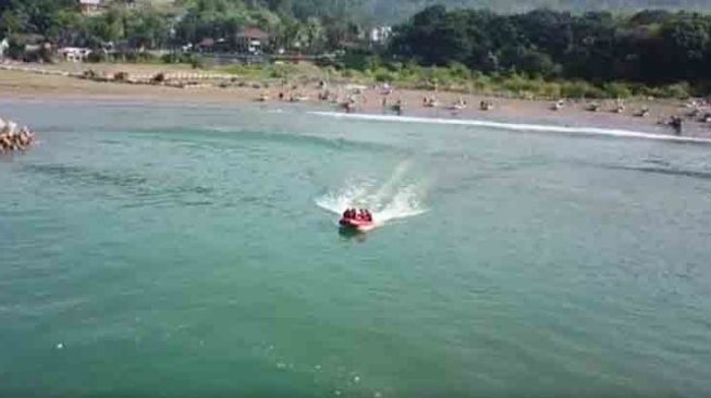 Pencarian Wisatawan yang Tenggelam di Laut Selatan Sukabumi Libatkan Pesawat Nirawak