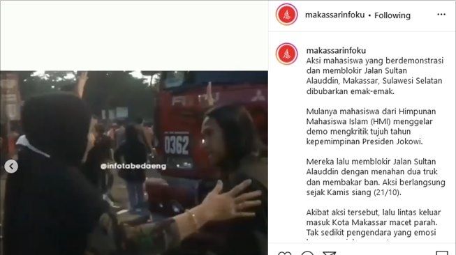 Viral aksi ibu-ibu berhasil bubarkan demo mahasiswa. (Instagram/@makassarinfoku)