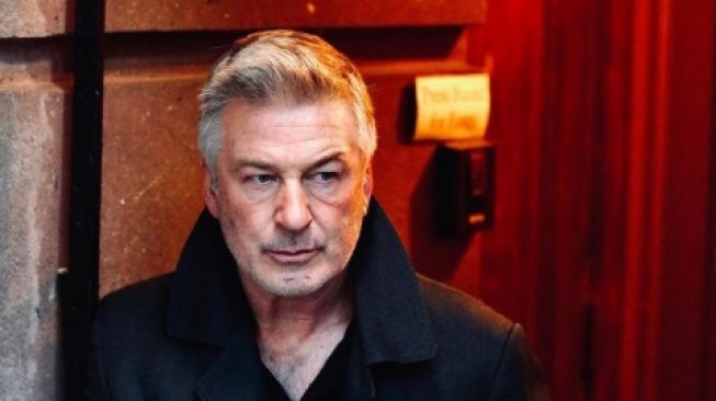 Aktor Alec Baldwin Dibebaskan dari Tuduhan Pembunuhan yang Menewaskan Seorang Kru di Lokasi Syuting