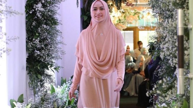 Annisa Trihapsari di Grand Opening Si.Se.Sa. (Si.Se.Sa)