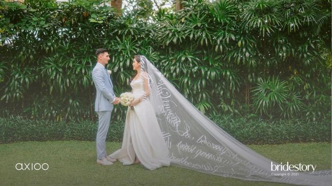 Momen Jessica Iskandar dan Vincent Verhaag Menikah Penuh Haru!