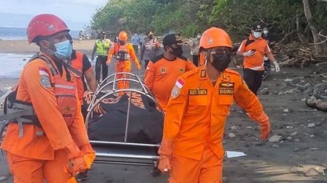Mayat Pria Asal Lombok Tengah Ditemukan Nelayan di Pantai Sumur Kembar Jembrana