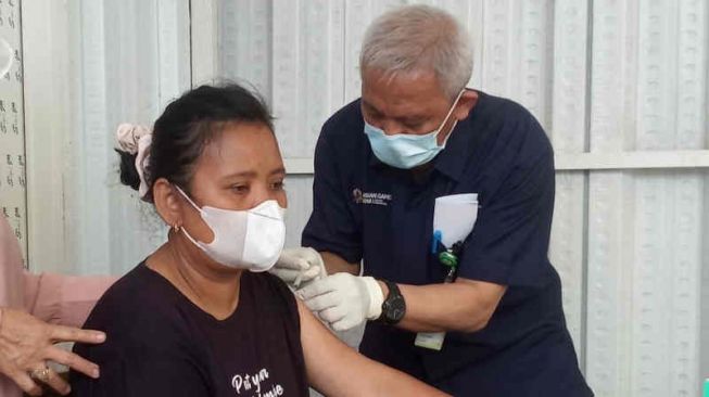 Info Vaksinasi Surabaya 29 Oktober 2021, Ada Ribuan Dosis di RS TNI AU Soemitro