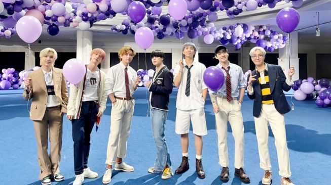 BTS Kembali Tuai Prestasi, Permission to Dance Puncaki Chart Billboard Hot Trending