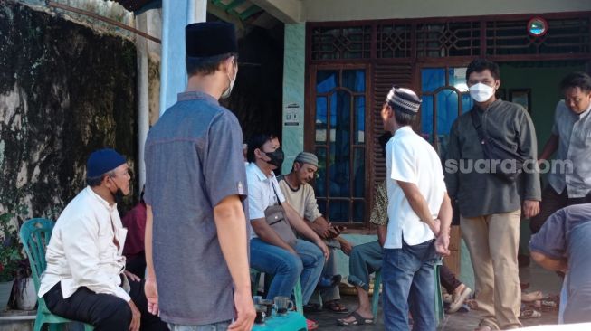 Tegur Anak Pelaku yang Tendang Anaknya, Zainal Ditusuk Tetangga Sendiri hingga Tewas