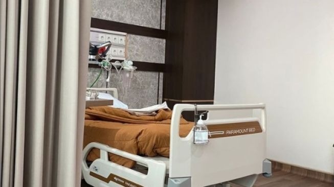 Kondisi terkini Melanie Subono setelah operasi tumor. [Instagram/melaniesubono]