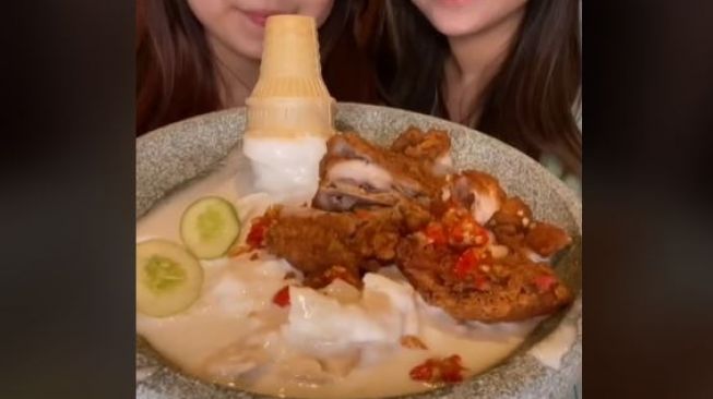 Tak Ketinggalan Tren, Sisca Kohl Bikin Es Krim Geprek Lengkap dengan Ayam dan Sambal