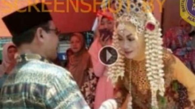 CEK FAKTA: Viral Ayah Kandung Nikahi Putrinya dan Ibu Hanya Bisa Pasrah, Benarkah?