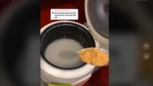 Anak Kos Bongkar Cara Bikin Nasi Goreng tapi Dikukus (TikTok)