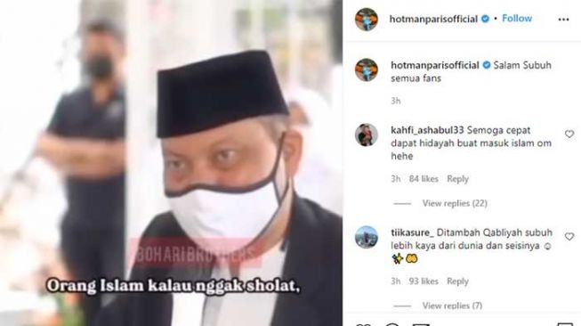 Unggahan Hotman Paris tentang kewajiban salat. [Instagram/hotmanparisofficial]