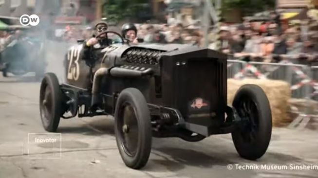 Monster Jalanan Brutus, Mobil Bermesin Pesawat Legendaris yang Dilarang namun Dicintai