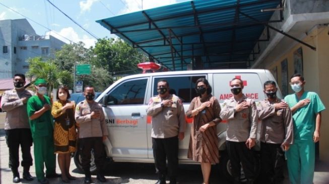 RSB Kupang Dapat Hibah Satu Unit Mobil Ambulance